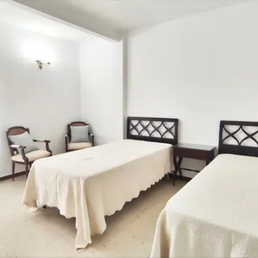 Продажа апартаментов на среднем этаже в Marbella