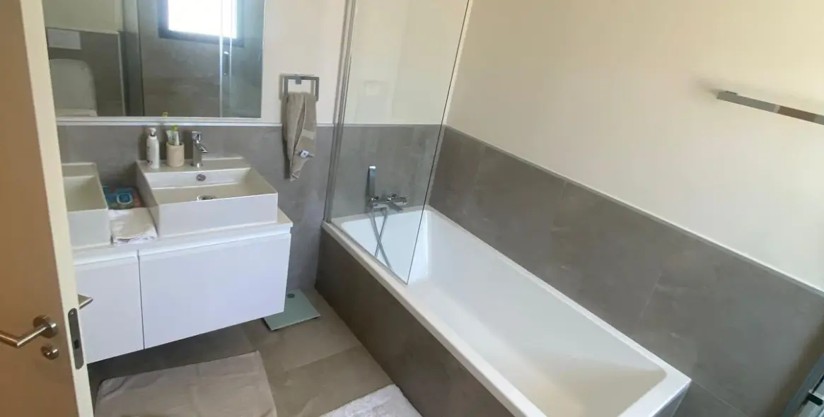 Sale of ground floor apartment in Mijas 12
