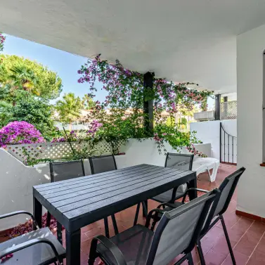 Sale of ground floor apartment in Sierra Blanca