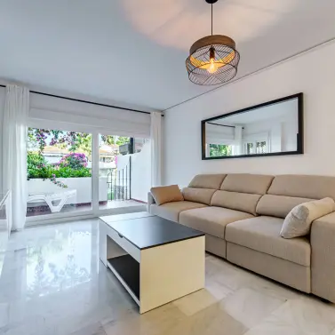 Sale of ground floor apartment in Sierra Blanca