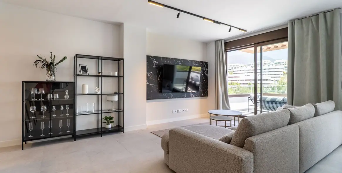 Sale of middle floor apartment in Estepona (district Estepona) 4