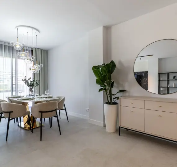 Middle floor apartment R5074156