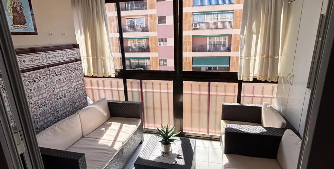 Продажа апартаментов на среднем этаже в Málaga 1