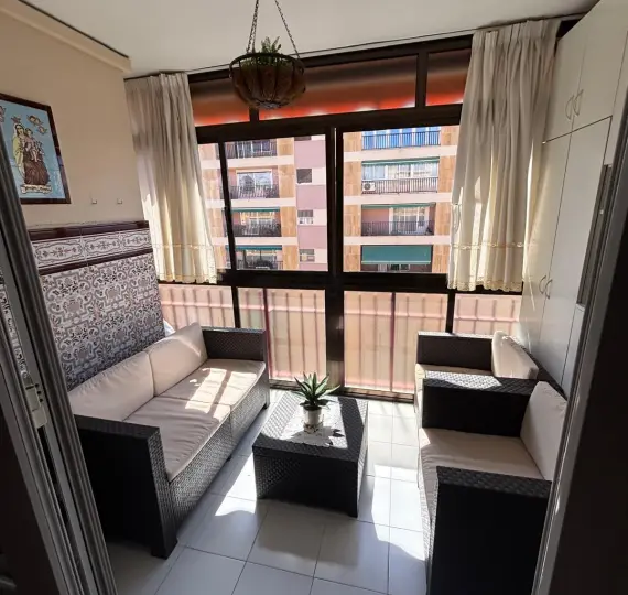 Venta de apartamento en planta media en Málaga