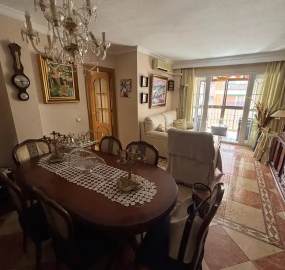 Venta de apartamento en planta media en Málaga