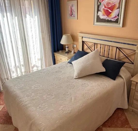 Venta de apartamento en planta media en Málaga