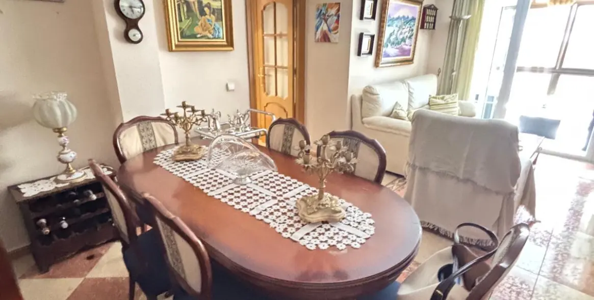 Продажа апартаментов на среднем этаже в Málaga 8