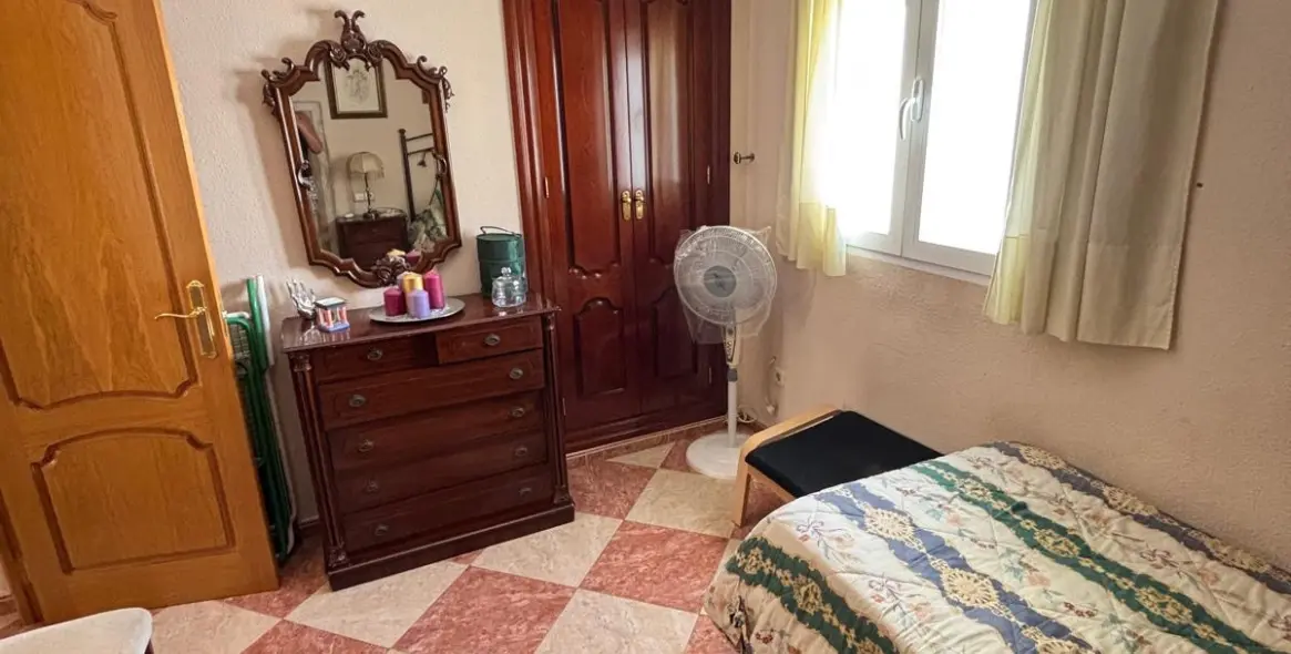 Продажа апартаментов на среднем этаже в Málaga 12