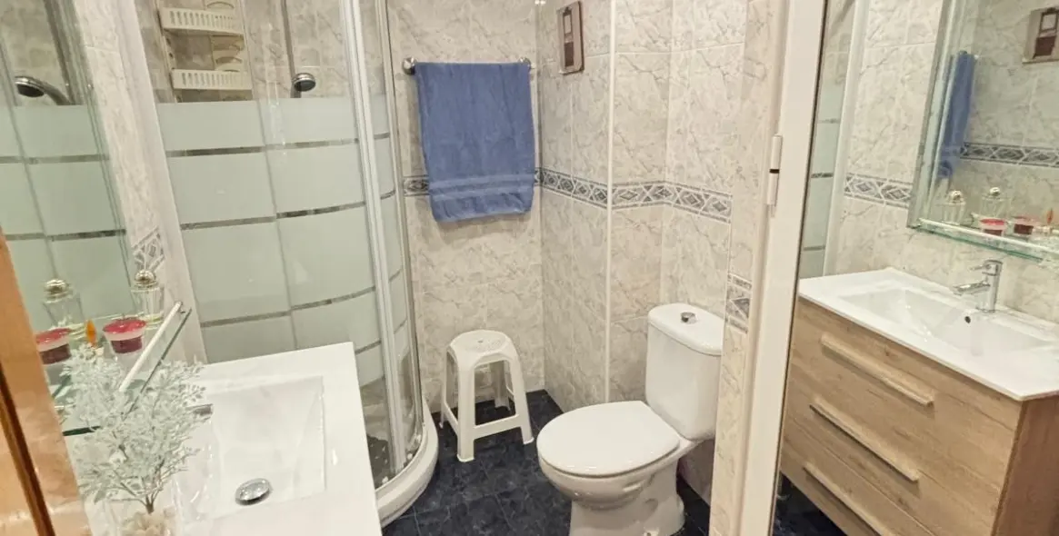 Продажа апартаментов на среднем этаже в Málaga 14