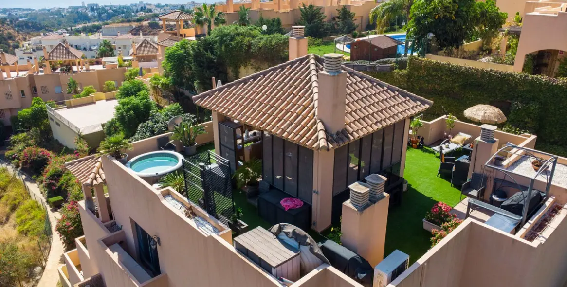 Продажа пентхауса в Calahonda 1