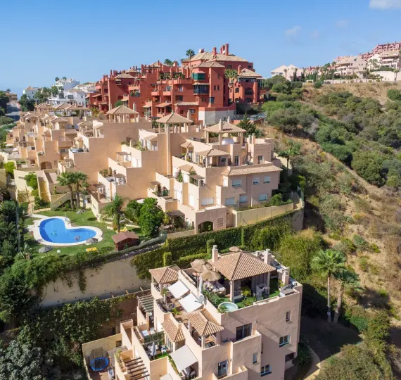 Venta de ático en Calahonda