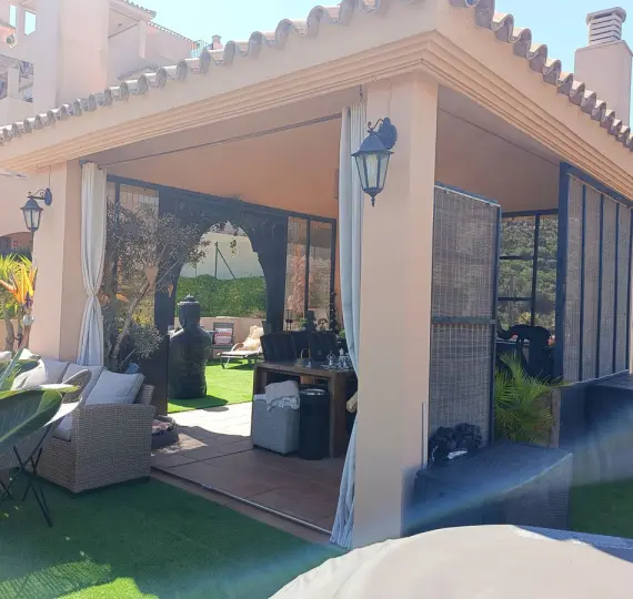 Venta de ático en Calahonda