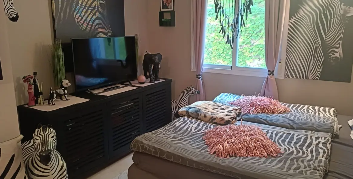 Sale of penthouse in Calahonda 23