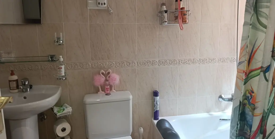 Sale of penthouse in Calahonda 24