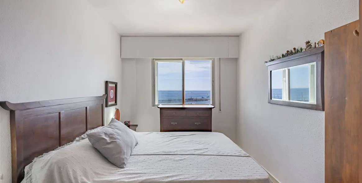 Продажа апартаментов на среднем этаже в Estepona 12