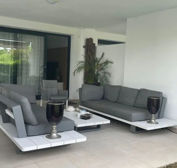 Продажа апартаментов на первом этаже в Atalaya