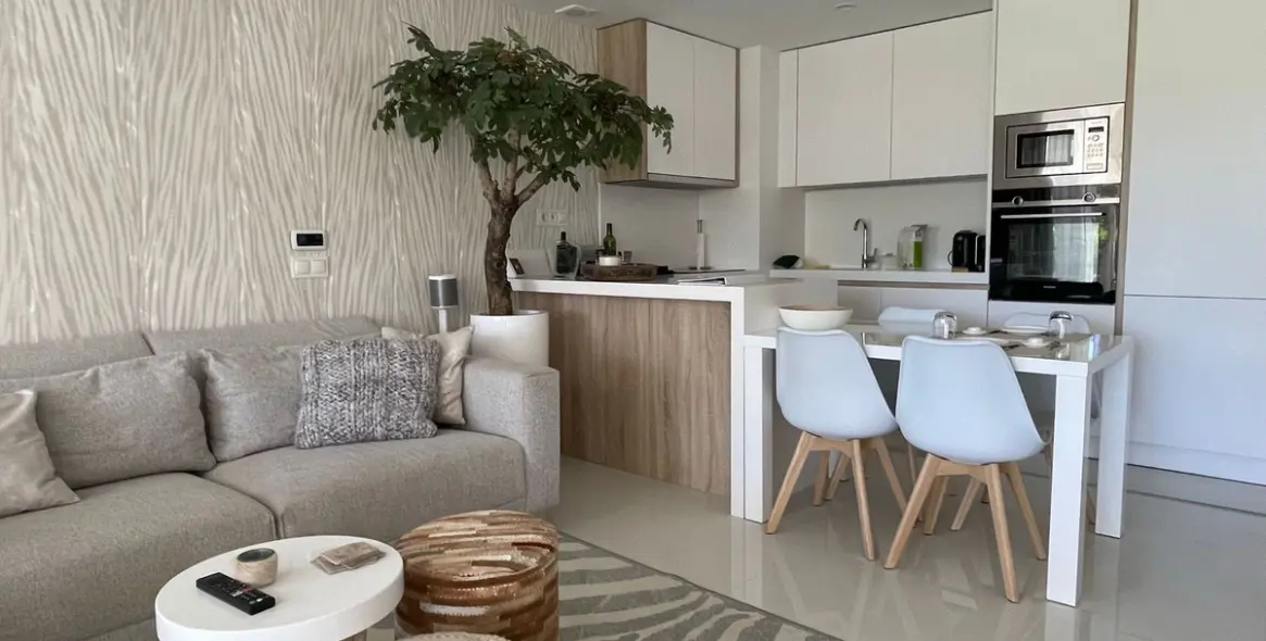 Продажа апартаментов на первом этаже в Atalaya 6