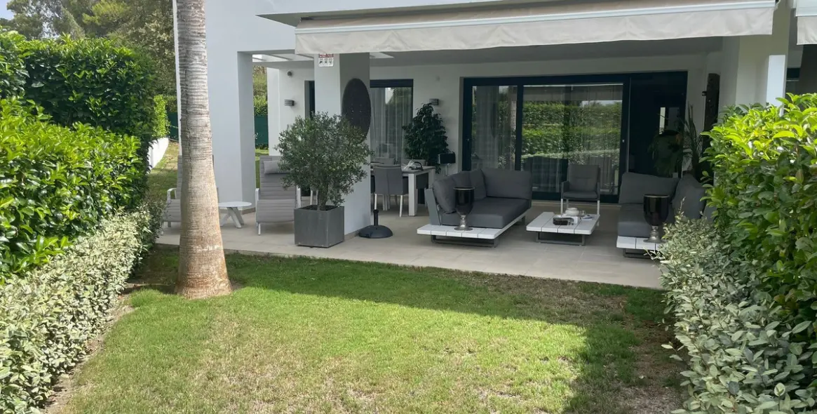 Продажа апартаментов на первом этаже в Atalaya 16