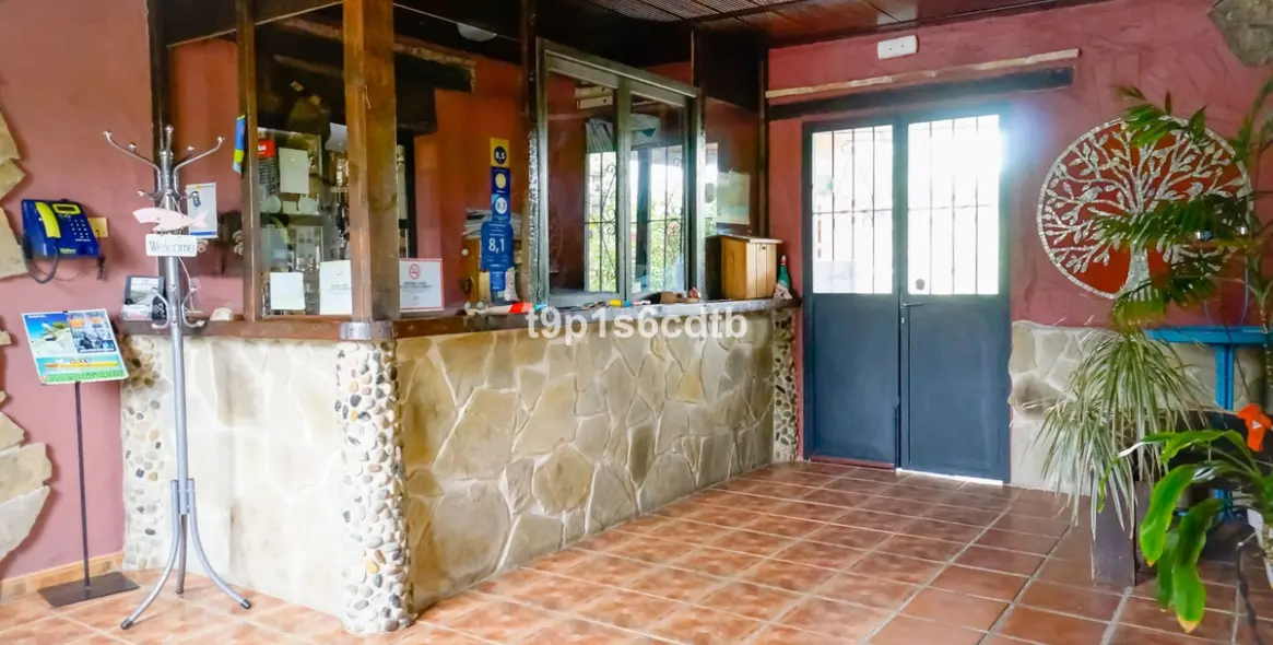 Продажа отеля в Valle de Abdalajis 11