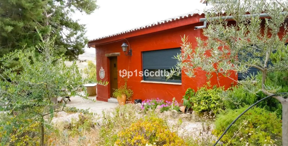 Продажа отеля в Valle de Abdalajis 13