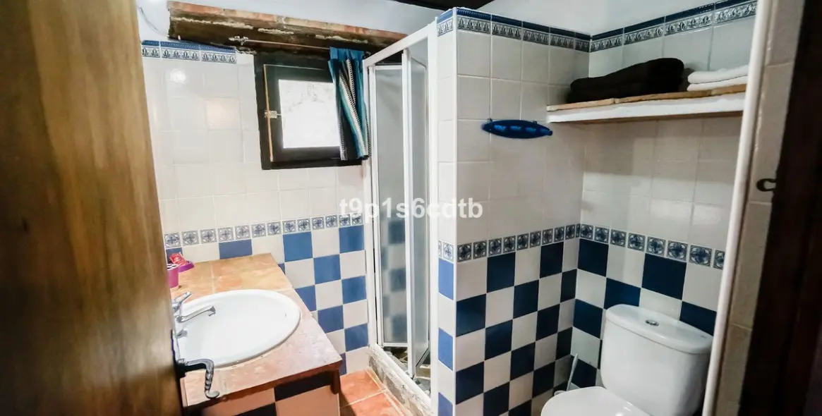 Sale of hotel in Valle de Abdalajis 25