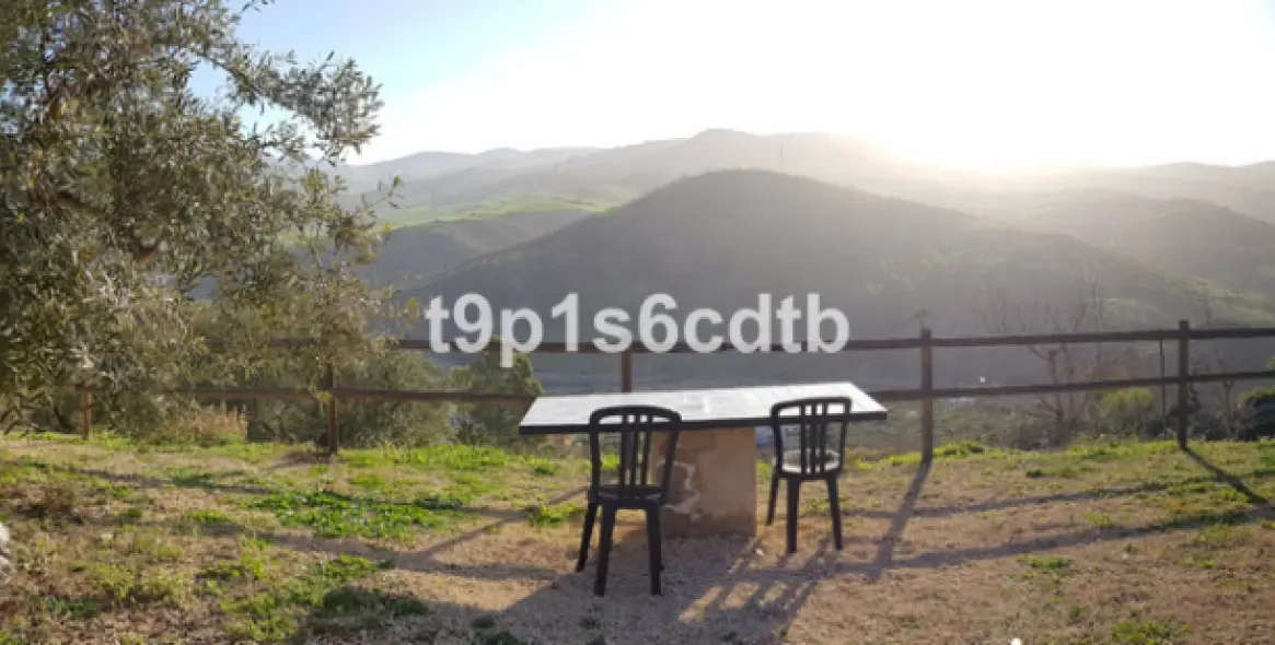 Sale of hotel in Valle de Abdalajis 35