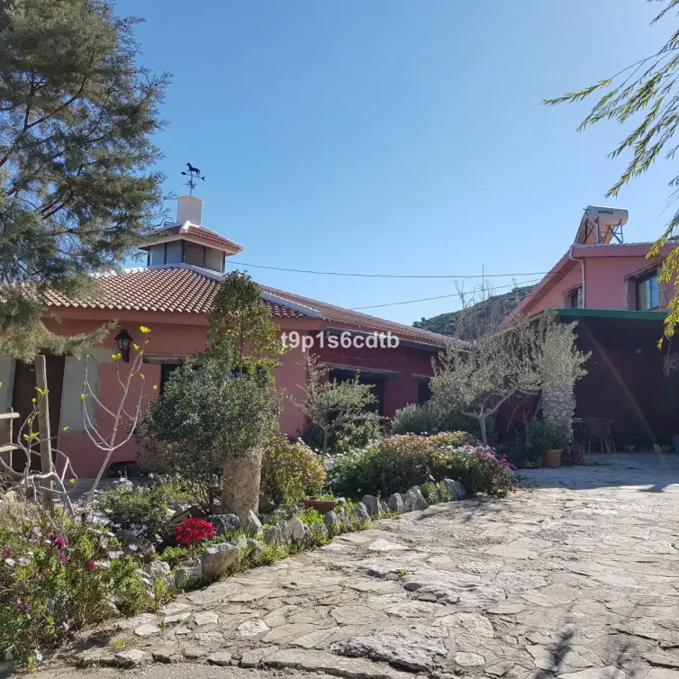 Venta de hotel en Valle de Abdalajis