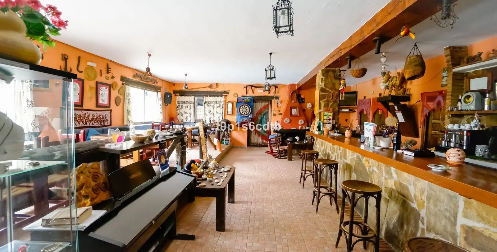 Venta de hotel en Valle de Abdalajis 6