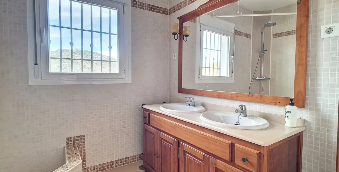 Venta de villa independiente en Arenas 22