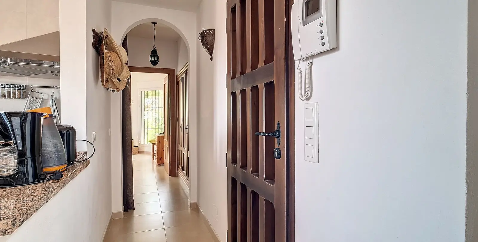 Sale of detached villa in Arenas 11