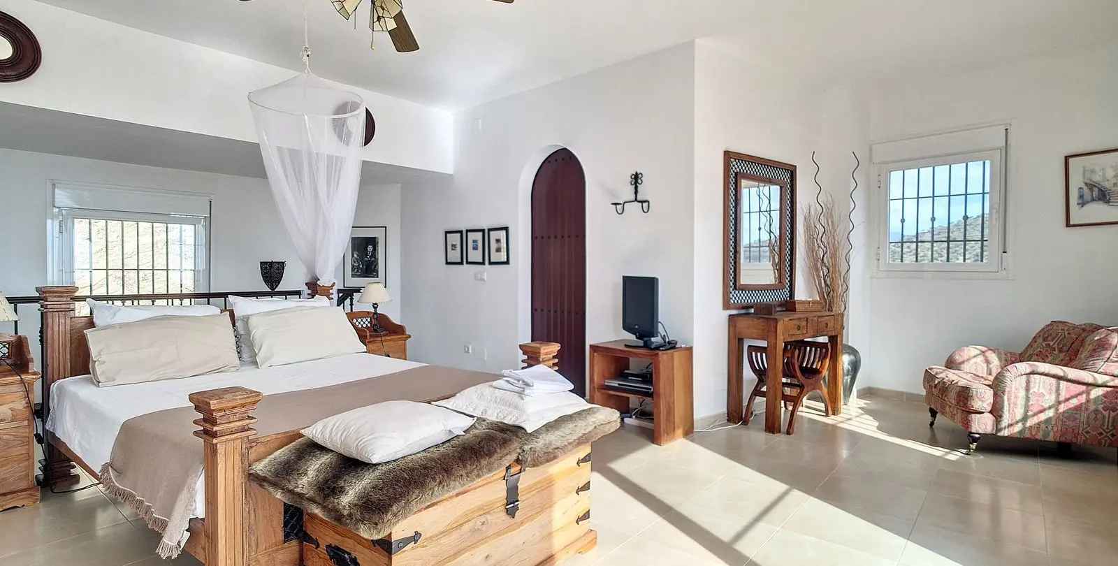 Sale of detached villa in Arenas 29