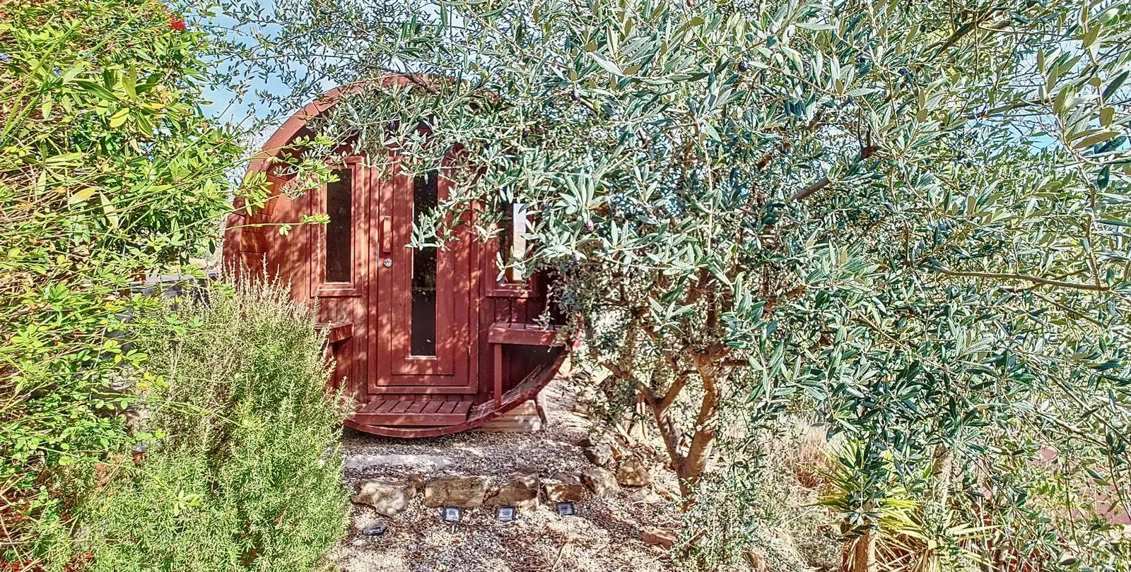 Sale of detached villa in Arenas 32