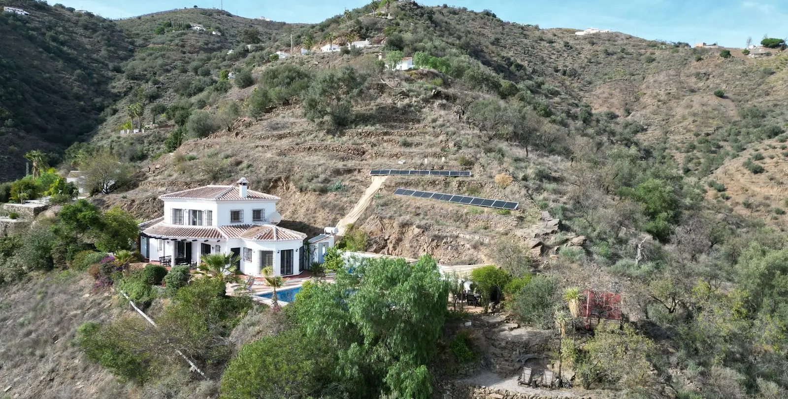 Sale of detached villa in Arenas 49