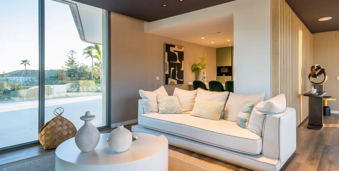 Sale of semi-detached house in El Chaparral 16