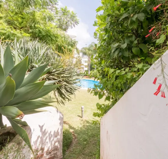 Продажа апартаментов на первом этаже в The Golden Mile