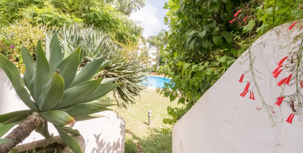 Sale of ground floor apartment in The Golden Mile 3