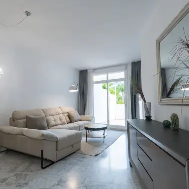 Sale of ground floor apartment in The Golden Mile