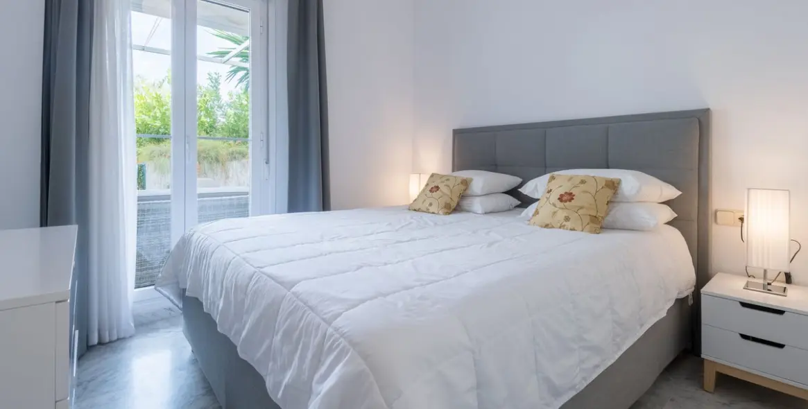 Продажа апартаментов на первом этаже в The Golden Mile 21