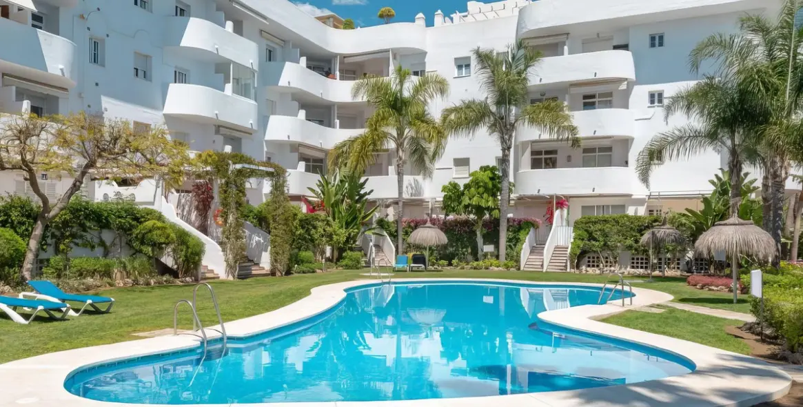 Продажа апартаментов на первом этаже в The Golden Mile 23