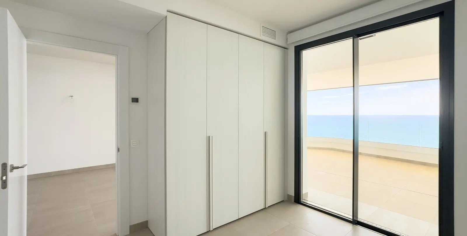 Venta de apartamento en planta media en Fuengirola 5