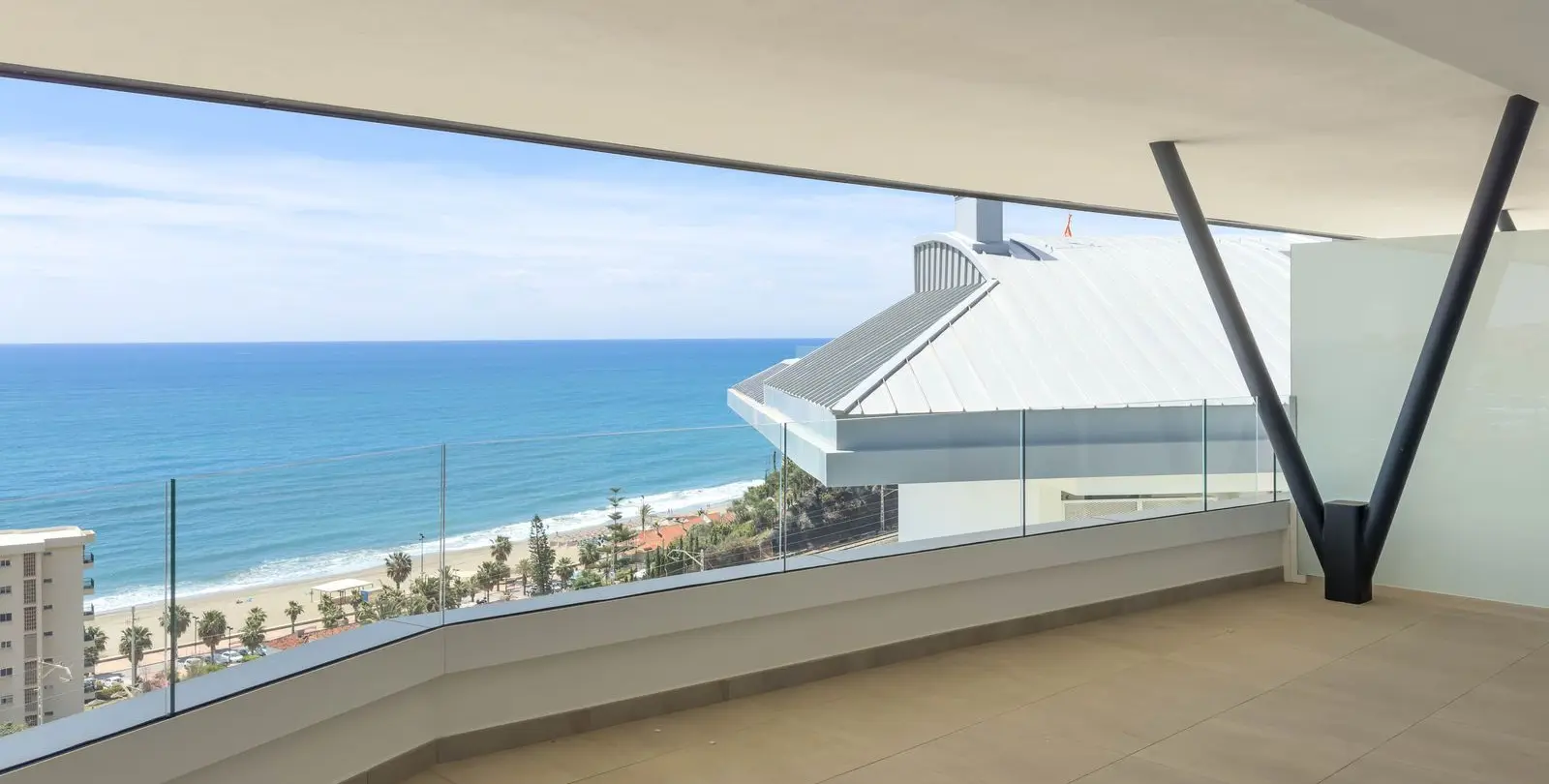 Venta de apartamento en planta media en Fuengirola 8