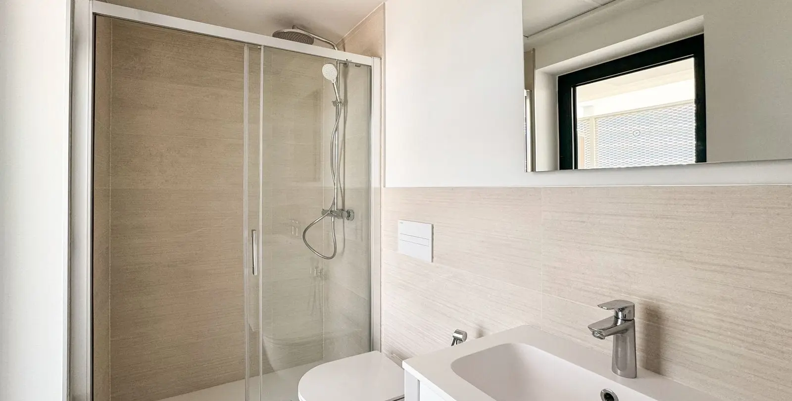 Venta de apartamento en planta media en Fuengirola 16