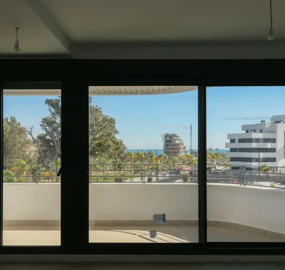 Venta de apartamento en planta media en Los Alamos