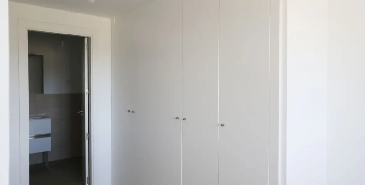 Продажа апартаментов на среднем этаже в Los Alamos 11