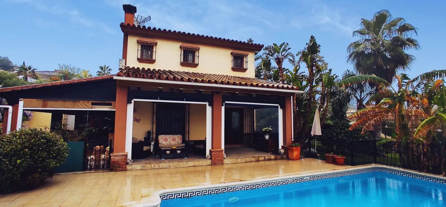 Sale of detached villa in Alhaurín el Grande 0