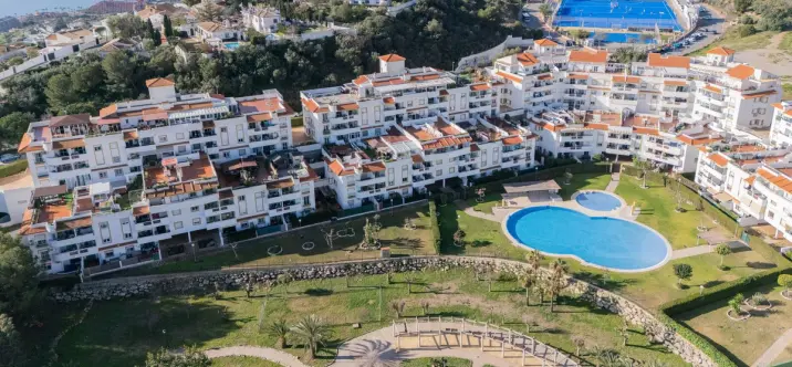 Sale of penthouse in Benalmadena 1