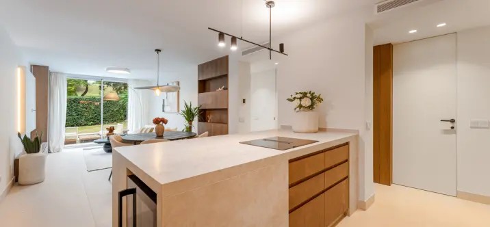 Venta de apartamento en planta media en Benahavís 4