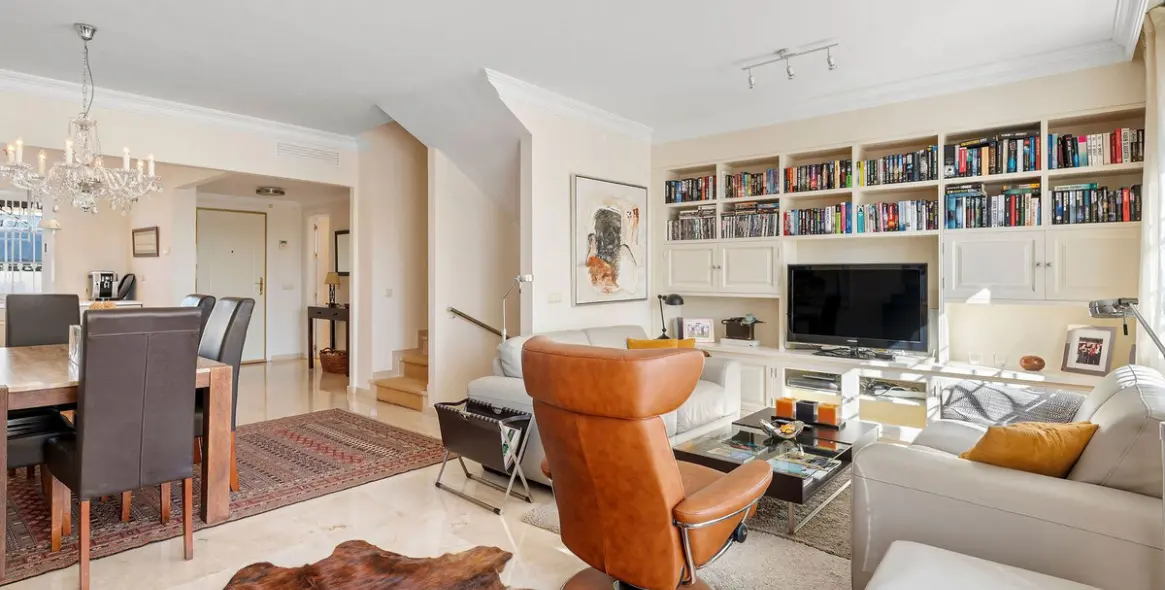 Sale of townhouse in Nueva Andalucía 5