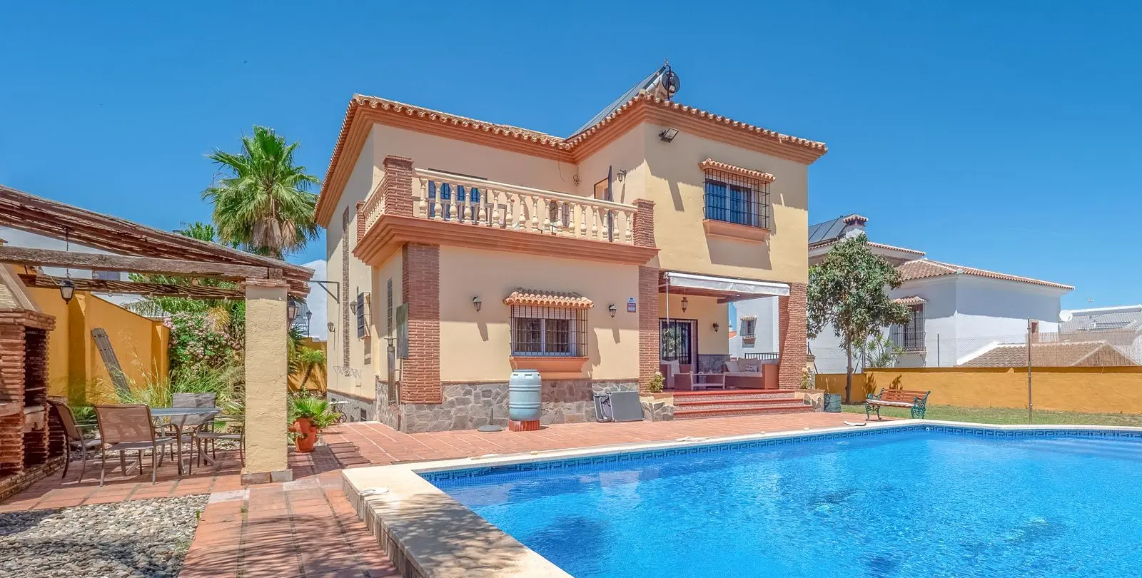 Sale of detached villa in Alhaurín el Grande 1