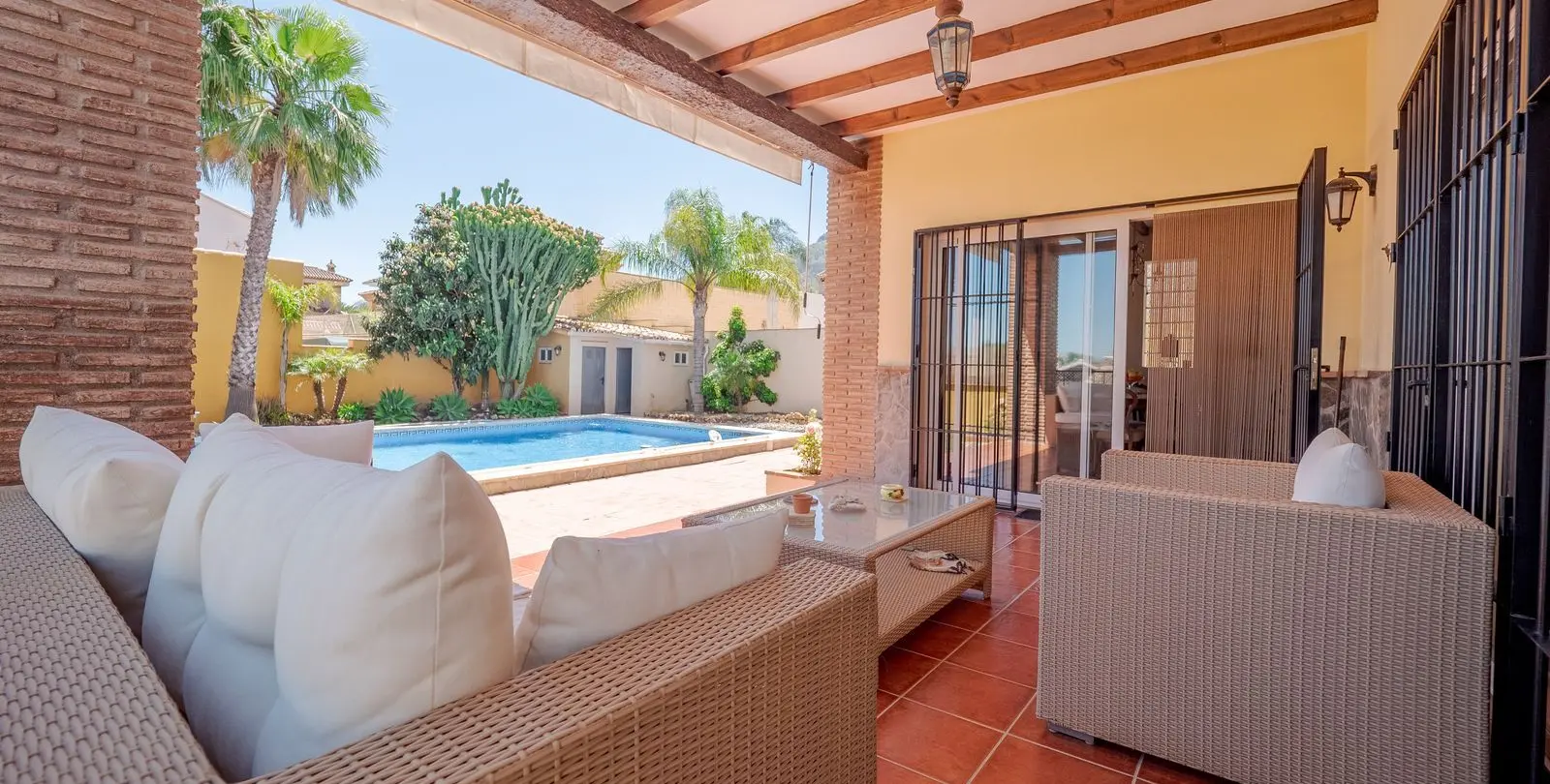 Sale of detached villa in Alhaurín el Grande 2